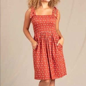 NWOT Toad&Co dress with smocking and side pockets